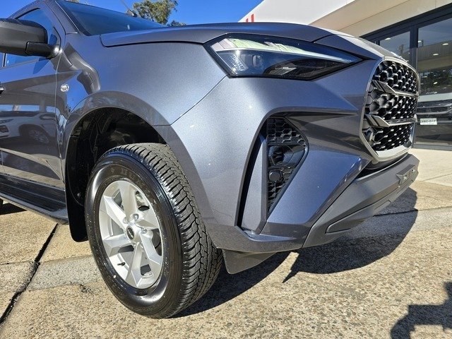 2025 Isuzu MU-X