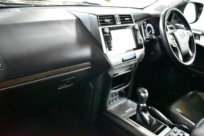 2020 Toyota Landcruiser Prado VX