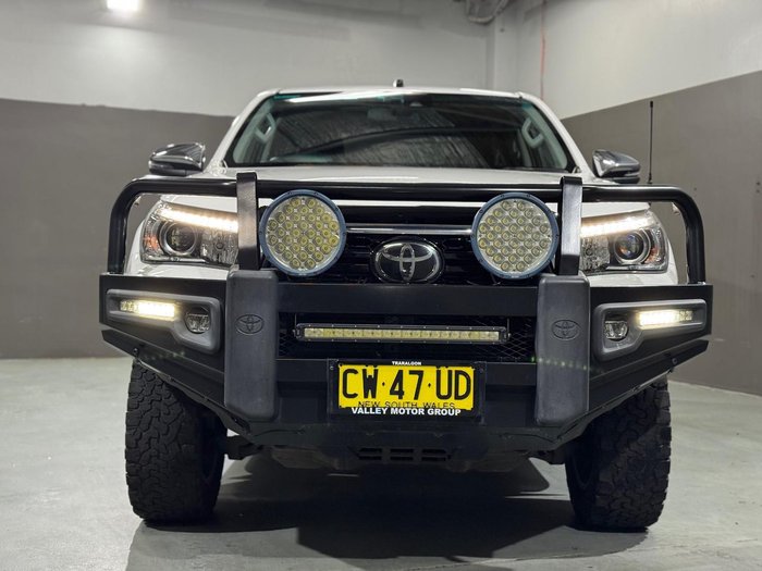 2019 Toyota Hilux SR5