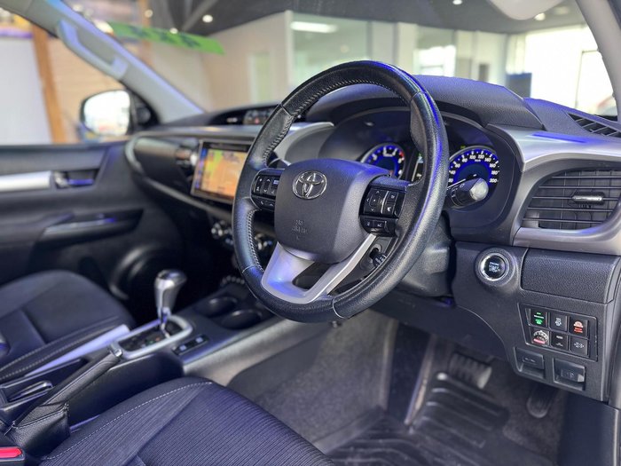 2019 Toyota Hilux SR5