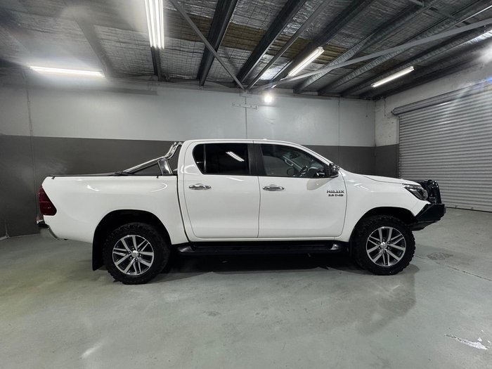 2019 Toyota Hilux SR5