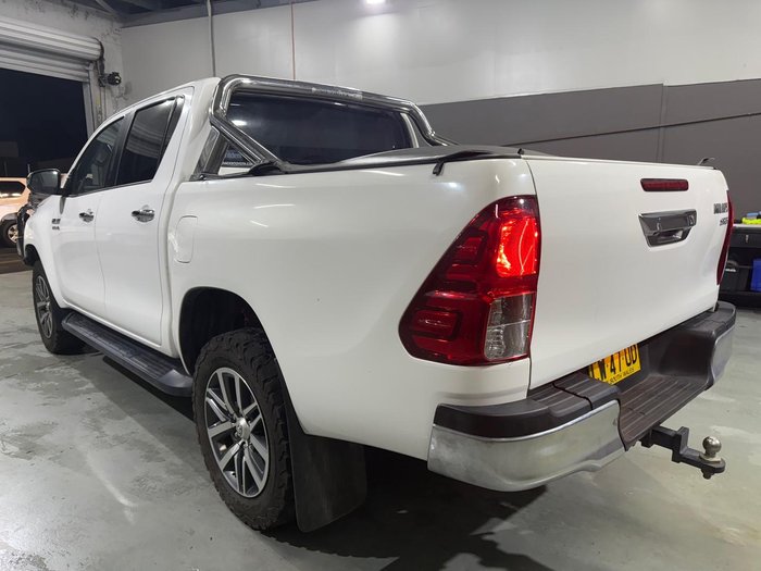 2019 Toyota Hilux SR5