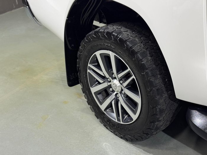 2019 Toyota Hilux SR5