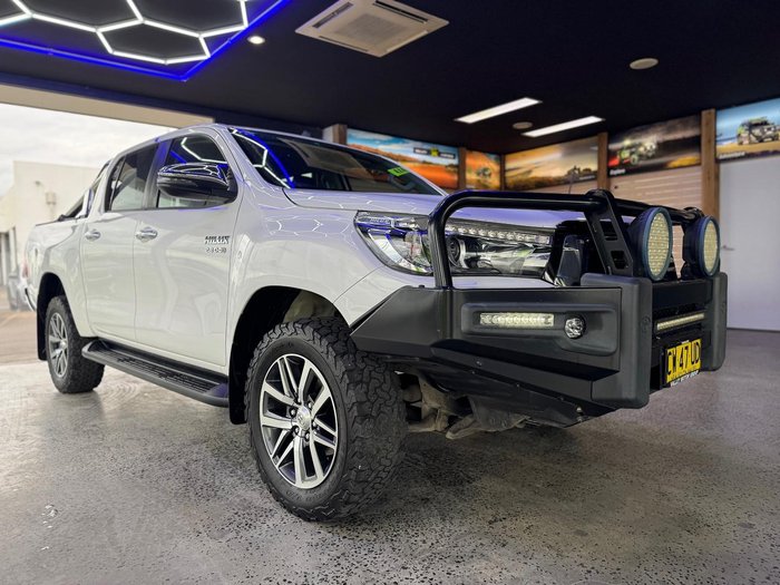 2019 Toyota Hilux SR5