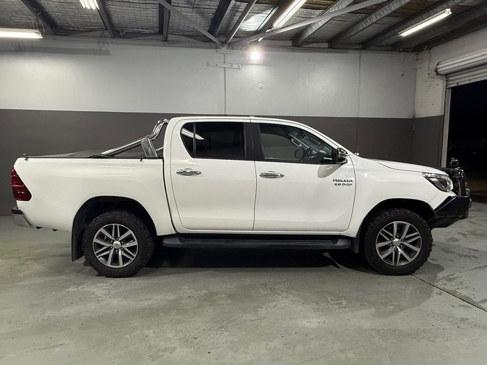 2019 Toyota Hilux SR5