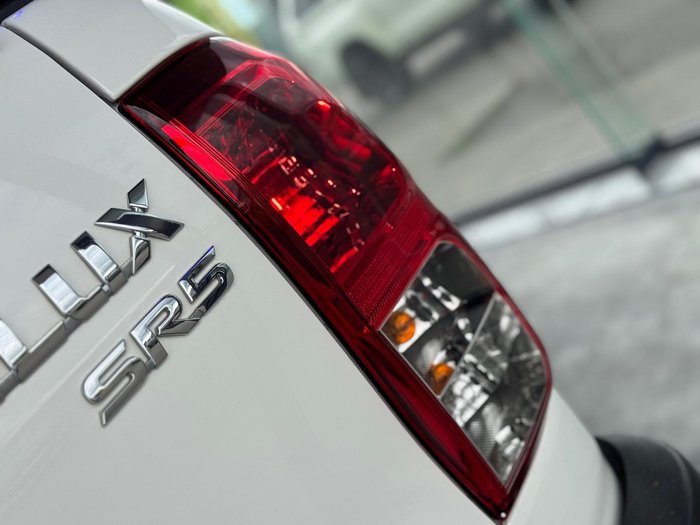 2019 Toyota Hilux SR5