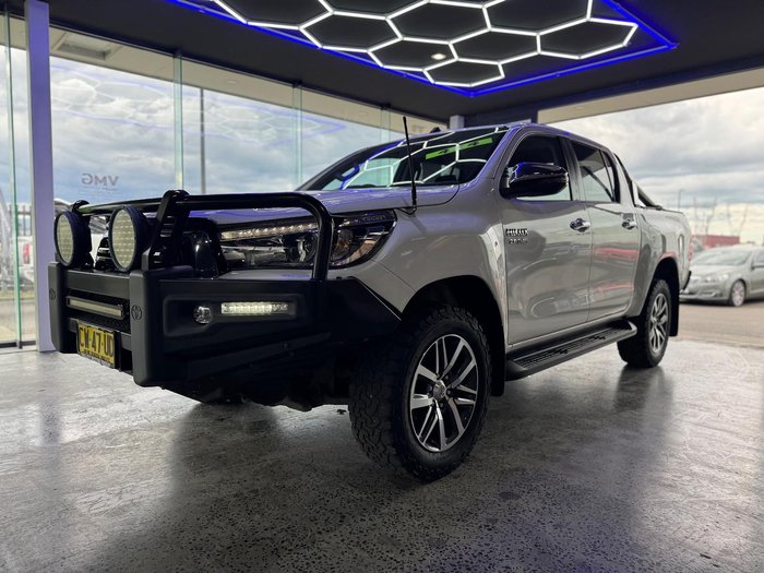 2019 Toyota Hilux SR5