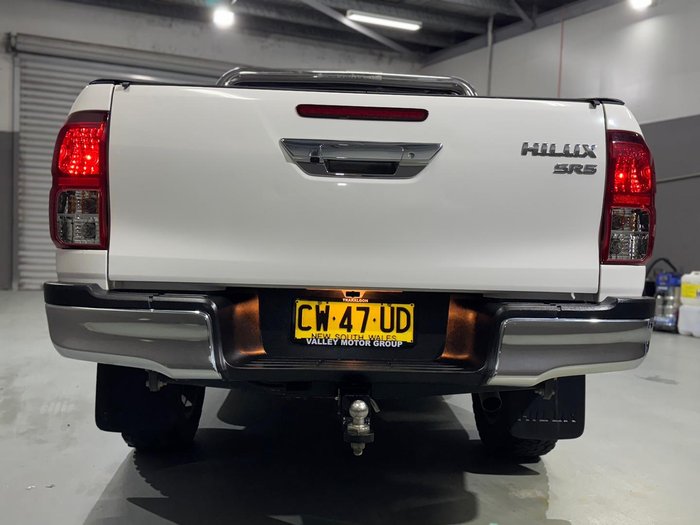 2019 Toyota Hilux SR5