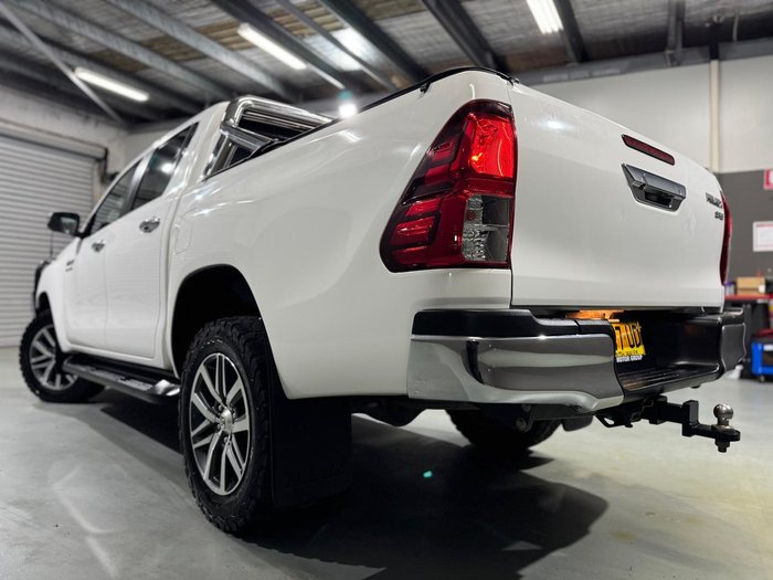 2019 Toyota Hilux SR5