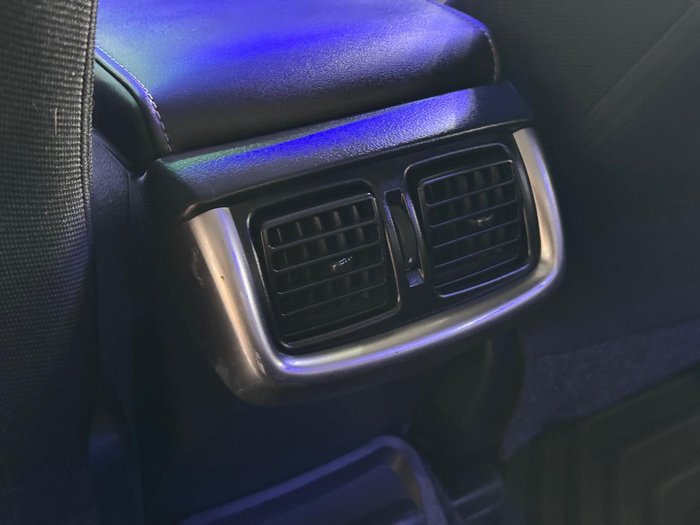 2019 Toyota Hilux SR5