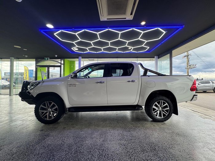 2019 Toyota Hilux SR5