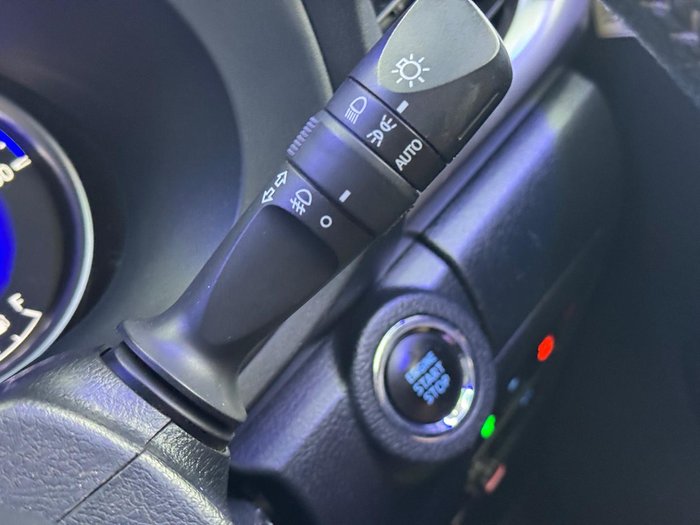 2019 Toyota Hilux SR5