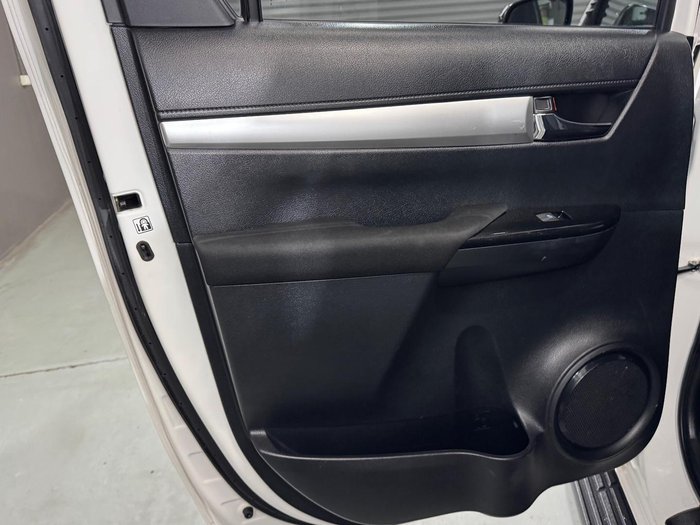 2019 Toyota Hilux SR5