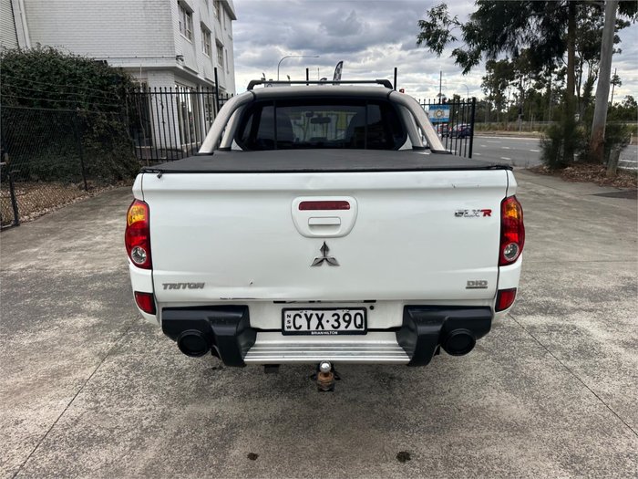 2015 MITSUBISHI TRITON GLX-R (4x4)