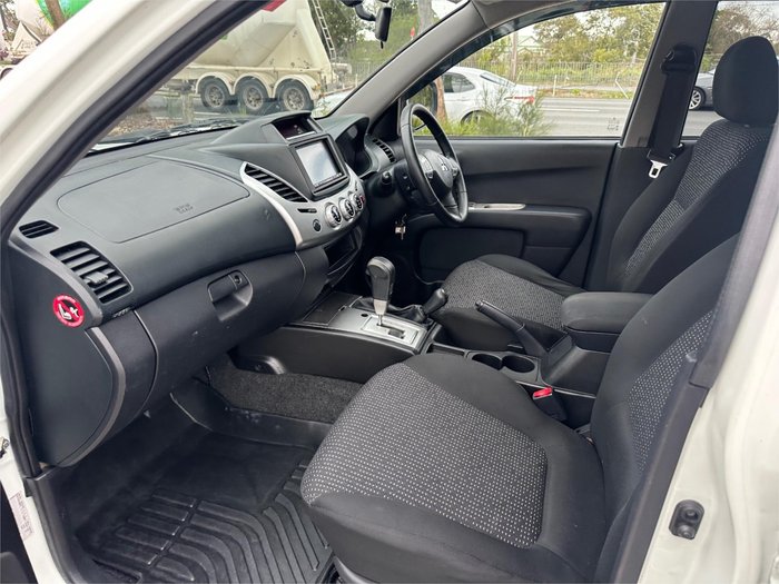 2015 MITSUBISHI TRITON GLX-R (4x4)