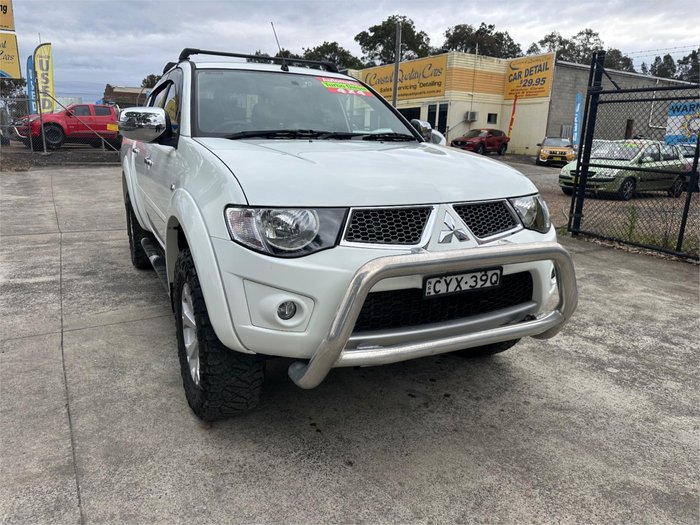 2015 MITSUBISHI TRITON GLX-R (4x4)