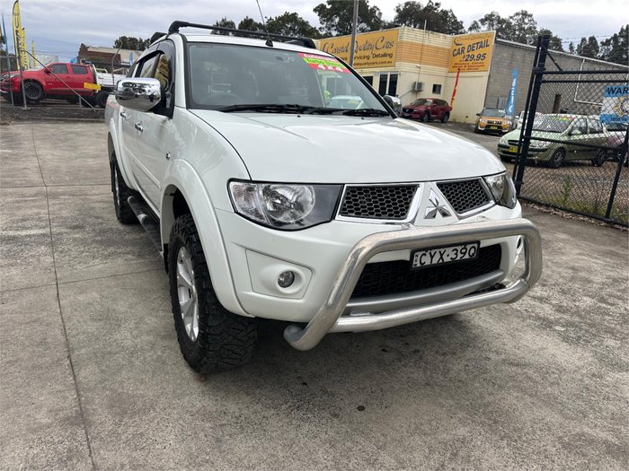 2015 MITSUBISHI TRITON GLX-R (4x4)