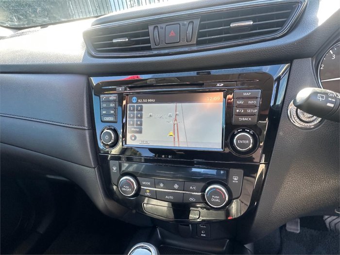 2017 NISSAN X-TRAIL ST-L (2WD)