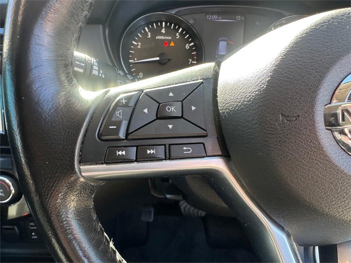 2017 NISSAN X-TRAIL ST-L (2WD)