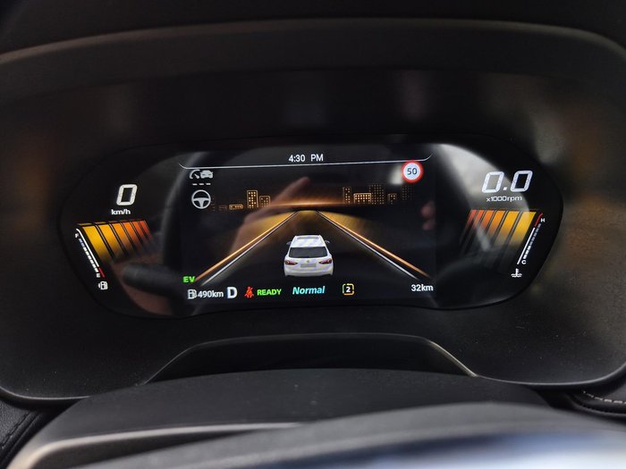 2025 MG ZS Essence Hybrid+