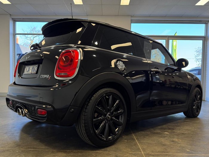 2017 MINI Hatch Cooper S
