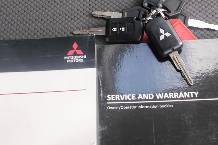 2021 Mitsubishi Triton GLX