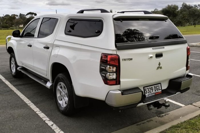 2021 Mitsubishi Triton GLX