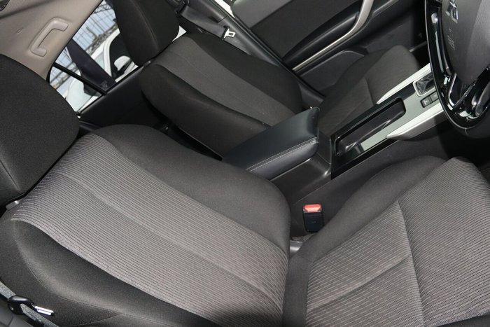 2023 Mitsubishi Eclipse Cross LS