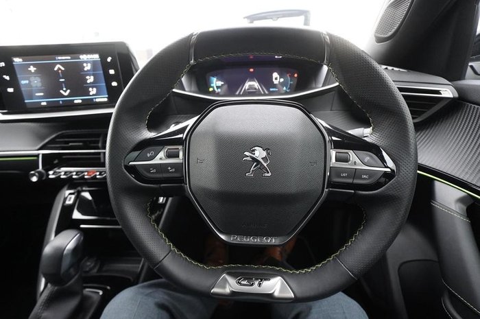 2022 Peugeot 2008 GT