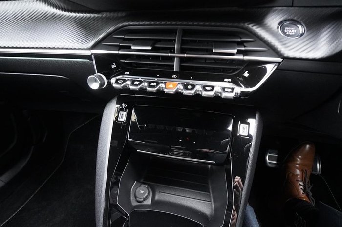 2023 Peugeot 2008 GT