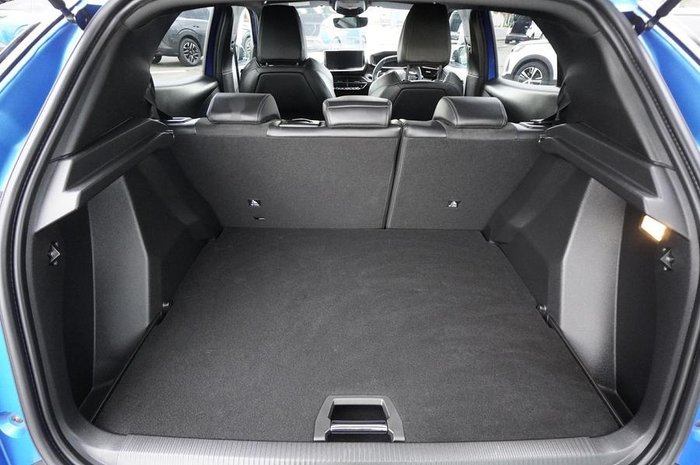 2023 Peugeot 2008 GT