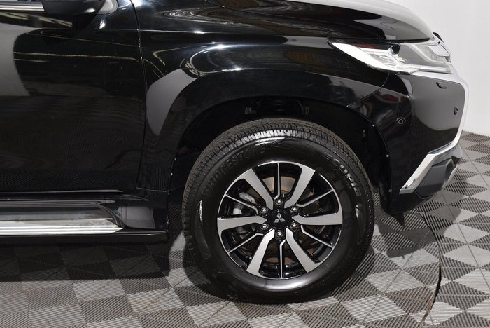 2017 Mitsubishi Pajero Sport Exceed