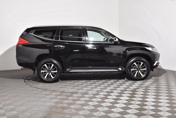 2017 Mitsubishi Pajero Sport Exceed