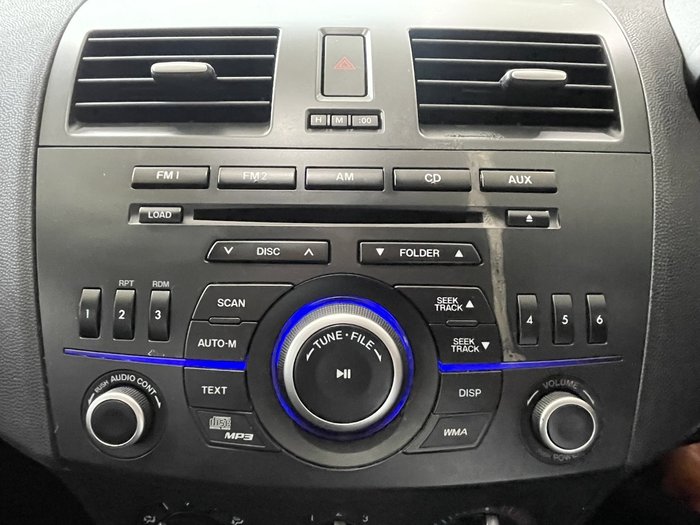 2013 Mazda 3 Neo