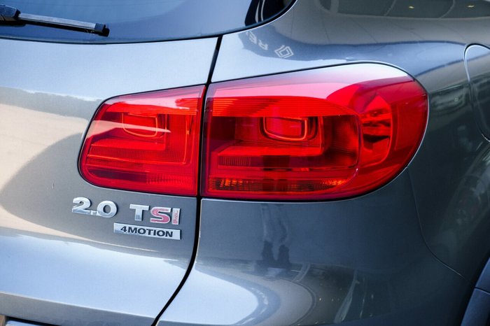 2014 Volkswagen Tiguan 155TSI R-Line