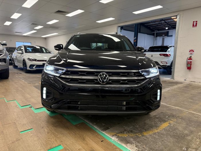 2025 Volkswagen T-Roc 140TSI R-Line