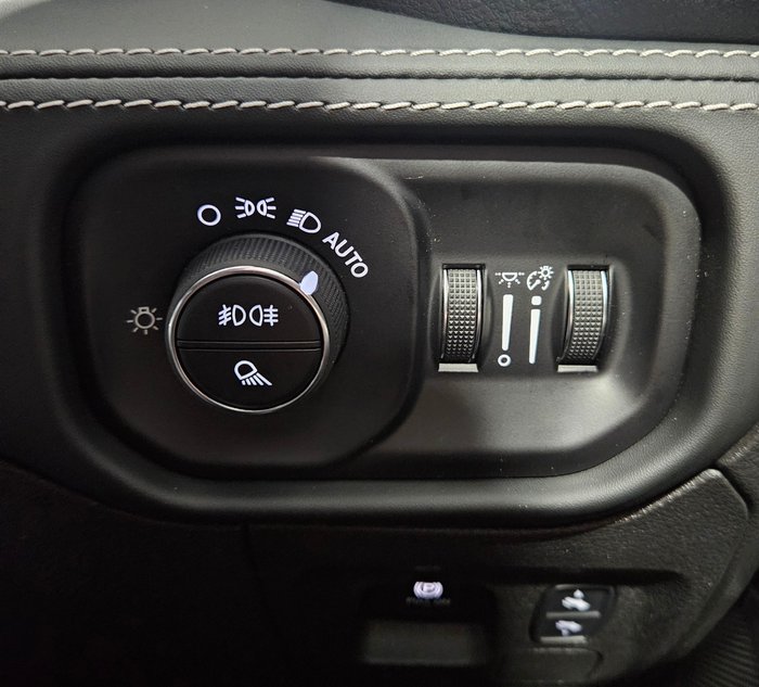 2025 RAM 1500 Laramie Sport Hurricane SO RamBox