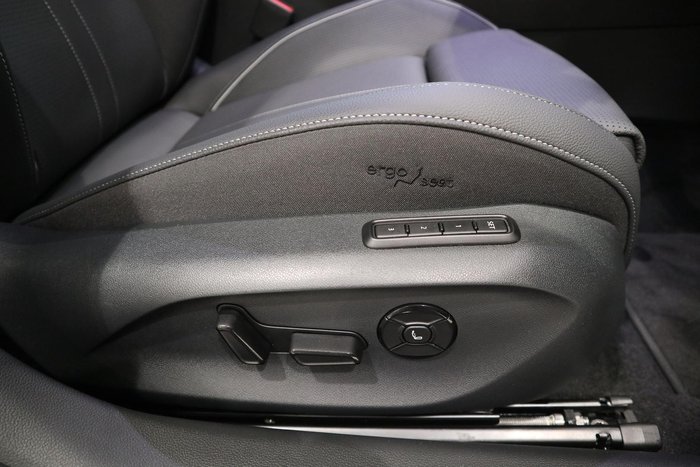 2025 SKODA Superb 195TSI Sportline