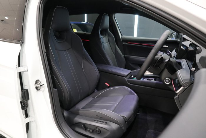 2025 SKODA Superb 195TSI Sportline