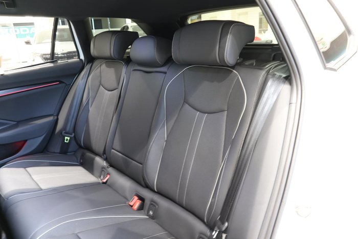 2025 SKODA Superb 195TSI Sportline