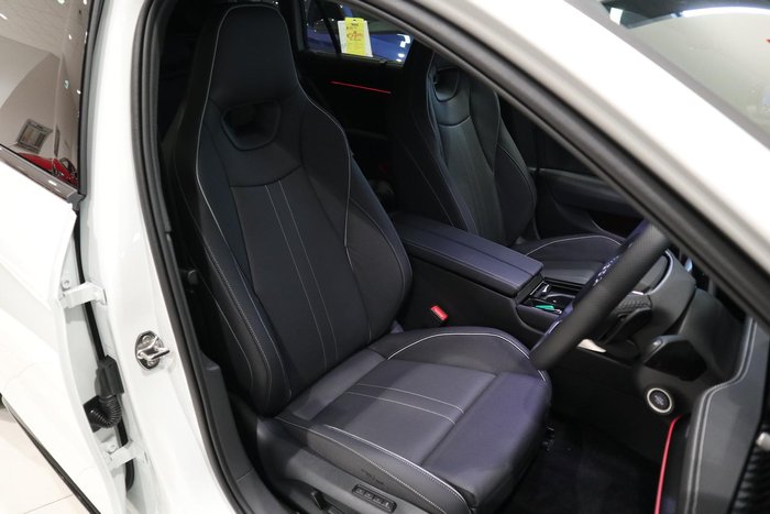 2025 SKODA Superb 195TSI Sportline