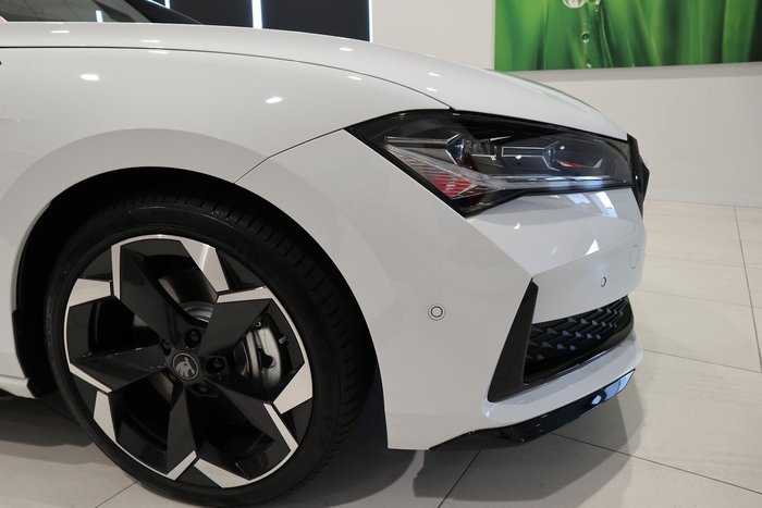 2025 SKODA Superb 195TSI Sportline