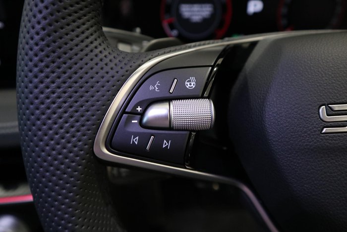 2025 SKODA Superb 195TSI Sportline