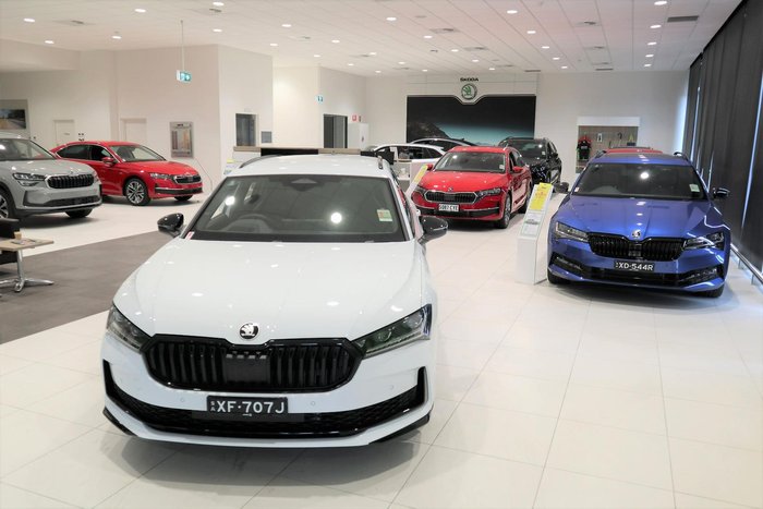 2025 SKODA Superb 195TSI Sportline