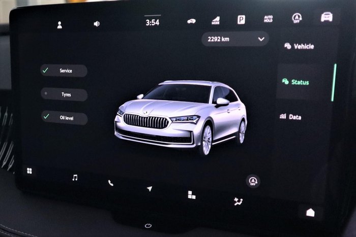 2025 SKODA Superb 195TSI Sportline