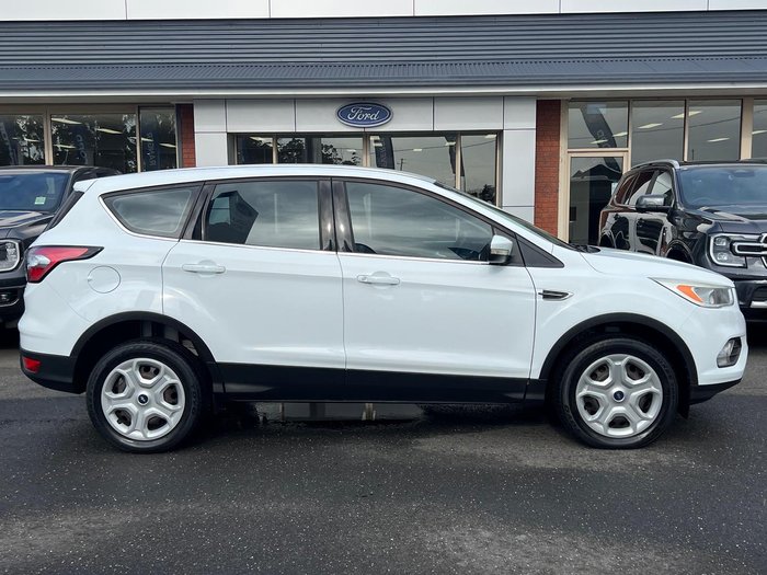 2017 Ford Escape Ambiente ZG WHITE