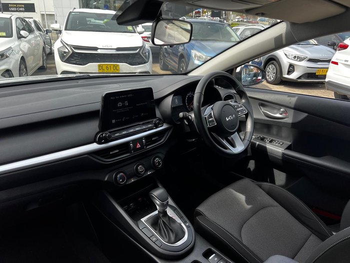 2024 Kia Cerato S
