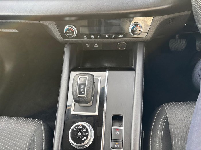 2023 Mitsubishi Outlander ES