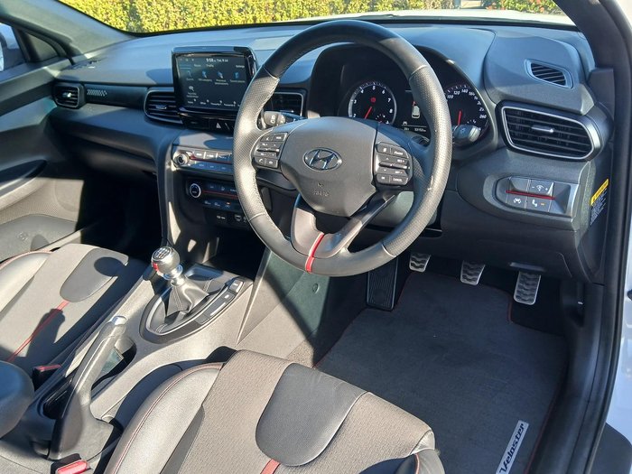 2020 Hyundai Veloster Turbo