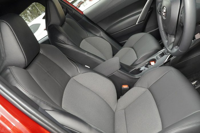 2024 Toyota Corolla Cross GXL